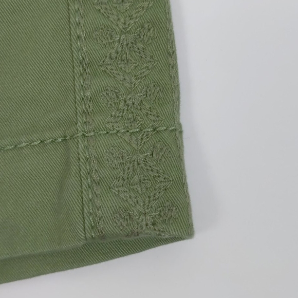 GAP The Girlfriend 5 Inch Short Bundle - Picture 4 of 8